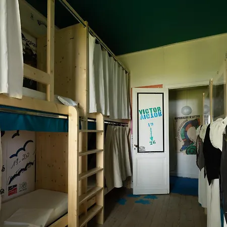 Ostello Les De L'hostel Du Chateau