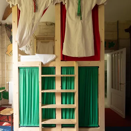 Les De L'hostel Du Chateau Albergue
